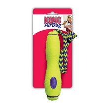 KONG igrača Air Dog Fetch Stick M