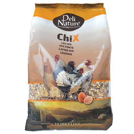 Deli Nature Chix grobo mleta mešanica s peleti za kokoši - 4 kg