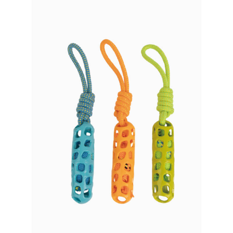 Pawise Play-N-Tug gumijasti aport z ročajem iz vrvi, razli. barve - 40 cm