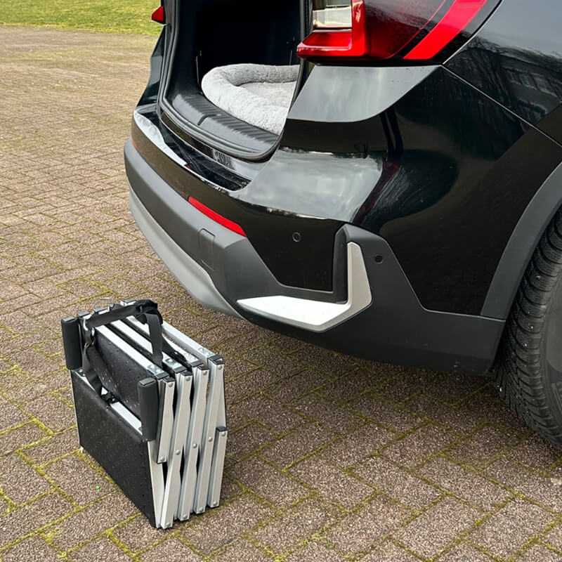 Nobby zložljive avtomobilske stopnice za pse - 84-105 x 43 cm