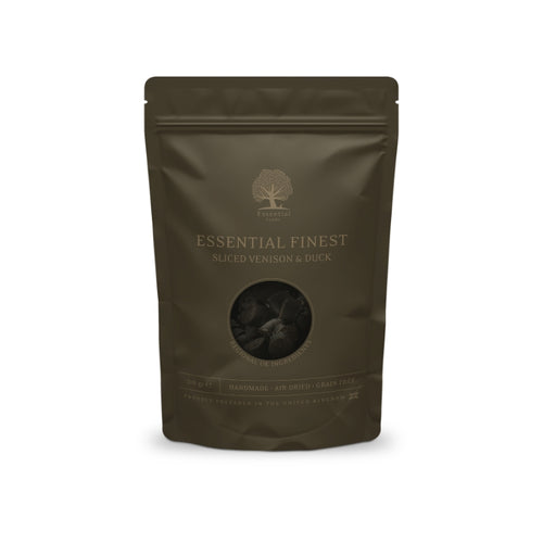 Essential Foods Finest Sliced pasji priboljški, divjačina in raca - 110 g